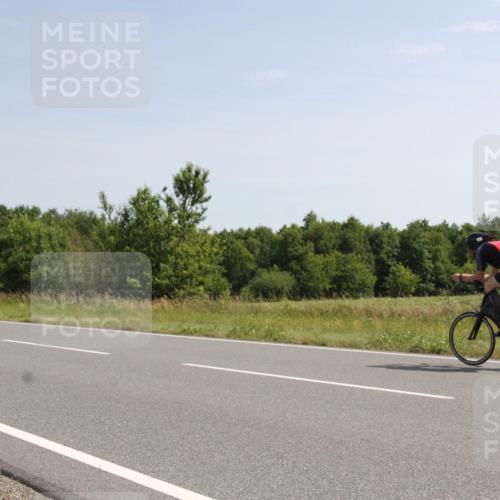 22.06.2025 - Viking Triathlon Yannick Fuchs http://msf.ph/oto/8073434 22.06.2025 11:06:21 Radfahren 78, 89, 110, 153, 376, 487, 642 meine-sportfotos.de