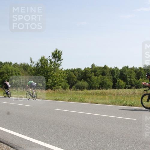 22.06.2025 - Viking Triathlon Yannick Fuchs http://msf.ph/oto/8073482 22.06.2025 11:06:47 Radfahren 41, 54, 81, 194, 275, 505, 538, 624 meine-sportfotos.de