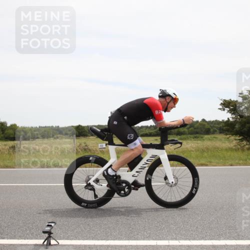 22.06.2025 - Viking Triathlon Yannick Fuchs http://msf.ph/oto/8073503 22.06.2025 12:48:20 Radfahren 300 meine-sportfotos.de
