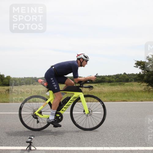 22.06.2025 - Viking Triathlon Yannick Fuchs http://msf.ph/oto/8073545 22.06.2025 12:49:10 Radfahren 38, 323 meine-sportfotos.de