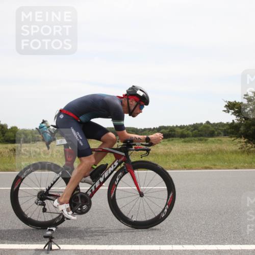 22.06.2025 - Viking Triathlon Yannick Fuchs http://msf.ph/oto/8073552 22.06.2025 12:49:15 Radfahren 38, 177, 430, 501 meine-sportfotos.de
