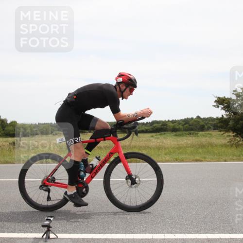 22.06.2025 - Viking Triathlon Yannick Fuchs http://msf.ph/oto/8073556 22.06.2025 12:49:17 Radfahren 38, 177, 430, 501 meine-sportfotos.de