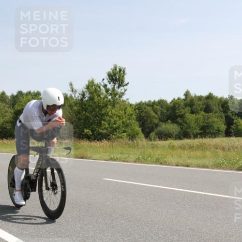 22.06.2025 - Viking Triathlon Yannick Fuchs http://msf.ph/oto/8073598 22.06.2025 11:08:19 Radfahren 6, 45, 65, 244, 309, 460 meine-sportfotos.de