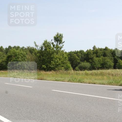 22.06.2025 - Viking Triathlon Yannick Fuchs http://msf.ph/oto/8073614 22.06.2025 11:08:34 Radfahren 90, 198, 282, 465 meine-sportfotos.de