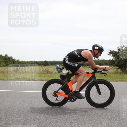 22.06.2025 - Viking Triathlon Yannick Fuchs http://msf.ph/oto/8073627 22.06.2025 12:50:19 Radfahren 325, 484 meine-sportfotos.de
