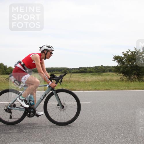 22.06.2025 - Viking Triathlon Yannick Fuchs http://msf.ph/oto/8073632 22.06.2025 12:50:22 Radfahren 325, 484, 518 meine-sportfotos.de