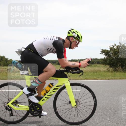 22.06.2025 - Viking Triathlon Yannick Fuchs http://msf.ph/oto/8073639 22.06.2025 12:50:27 Radfahren 387, 518 meine-sportfotos.de