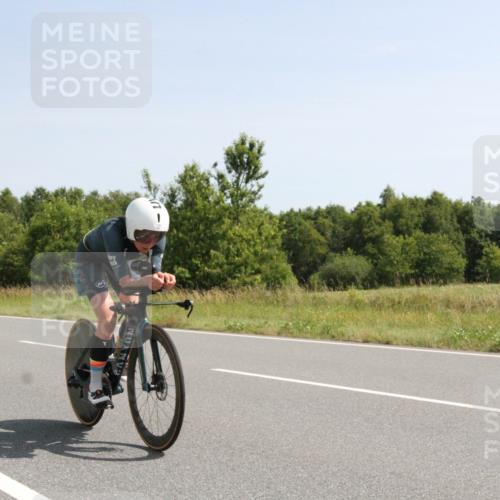 22.06.2025 - Viking Triathlon Yannick Fuchs http://msf.ph/oto/8073656 22.06.2025 11:09:10 Radfahren 15, 66, 159, 186, 272, 327, 369, 447, 621, 627 meine-sportfotos.de