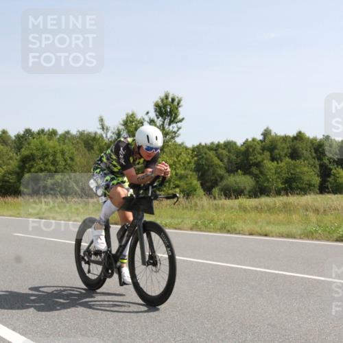 22.06.2025 - Viking Triathlon Yannick Fuchs http://msf.ph/oto/8073716 22.06.2025 11:09:35 Radfahren 145, 176, 368, 423 meine-sportfotos.de