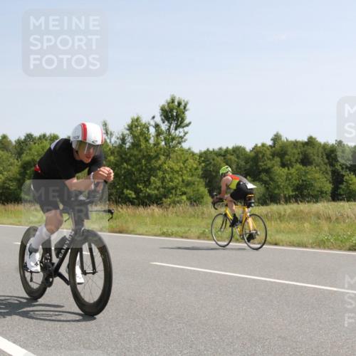22.06.2025 - Viking Triathlon Yannick Fuchs http://msf.ph/oto/8073725 22.06.2025 11:09:37 Radfahren 145, 176, 368, 423 meine-sportfotos.de