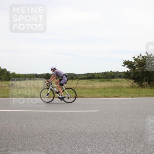 22.06.2025 - Viking Triathlon Yannick Fuchs http://msf.ph/oto/8073752 22.06.2025 12:51:45 Radfahren 84, 299, 382, 460, 625 meine-sportfotos.de