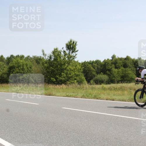 22.06.2025 - Viking Triathlon Yannick Fuchs http://msf.ph/oto/8073757 22.06.2025 11:10:37 Radfahren 142, 360 meine-sportfotos.de