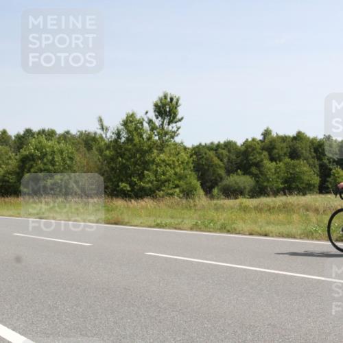 22.06.2025 - Viking Triathlon Yannick Fuchs http://msf.ph/oto/8073764 22.06.2025 11:10:46 Radfahren 240, 346, 421 meine-sportfotos.de