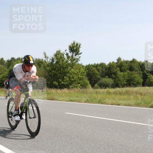 22.06.2025 - Viking Triathlon Yannick Fuchs http://msf.ph/oto/8073774 22.06.2025 11:10:55 Radfahren 329, 346 meine-sportfotos.de