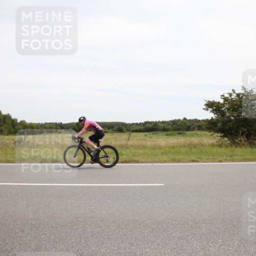 22.06.2025 - Viking Triathlon Yannick Fuchs http://msf.ph/oto/8073791 22.06.2025 12:52:15 Radfahren 405 meine-sportfotos.de