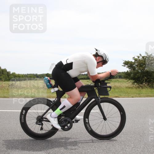 22.06.2025 - Viking Triathlon Yannick Fuchs http://msf.ph/oto/8073796 22.06.2025 12:52:22 Radfahren 21, 346 meine-sportfotos.de