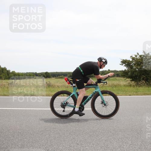 22.06.2025 - Viking Triathlon Yannick Fuchs http://msf.ph/oto/8073803 22.06.2025 12:52:30 Radfahren 34, 117 meine-sportfotos.de
