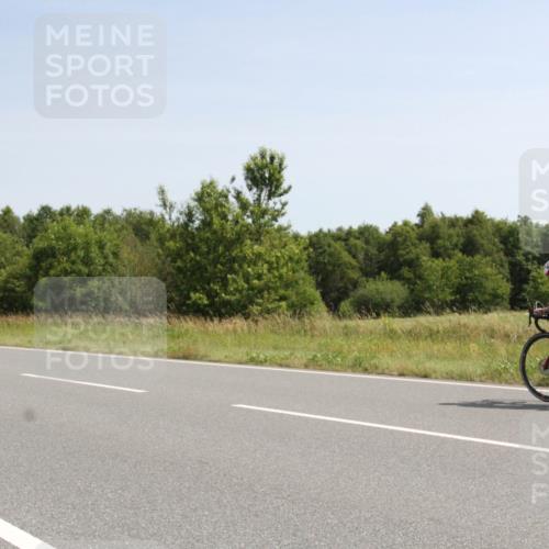 22.06.2025 - Viking Triathlon Yannick Fuchs http://msf.ph/oto/8073855 22.06.2025 11:11:59 Radfahren 18, 489, 651 meine-sportfotos.de