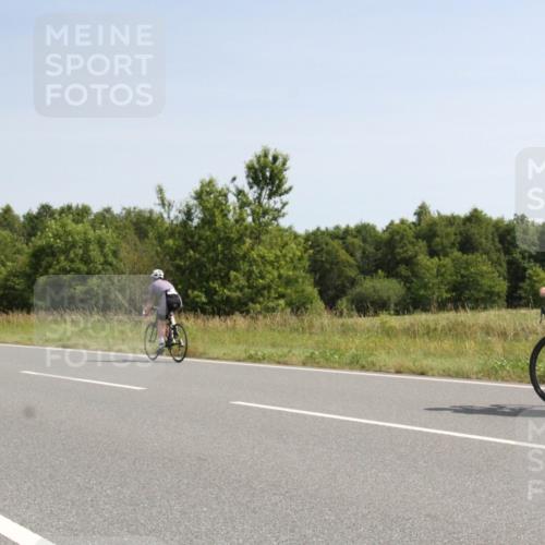 22.06.2025 - Viking Triathlon Yannick Fuchs http://msf.ph/oto/8073867 22.06.2025 11:12:14 Radfahren 441, 496, 607, 615 meine-sportfotos.de