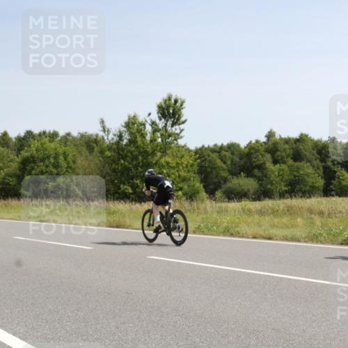 22.06.2025 - Viking Triathlon Yannick Fuchs http://msf.ph/oto/8073879 22.06.2025 11:12:25 Radfahren 68, 103, 342, 479 meine-sportfotos.de