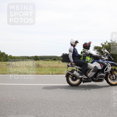 22.06.2025 - Viking Triathlon Yannick Fuchs http://msf.ph/oto/8073912 22.06.2025 12:53:27 Radfahren 483 meine-sportfotos.de