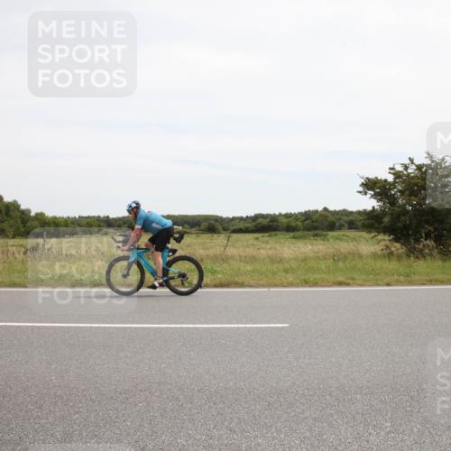 22.06.2025 - Viking Triathlon Yannick Fuchs http://msf.ph/oto/8073923 22.06.2025 12:53:42 Radfahren 333, 525 meine-sportfotos.de