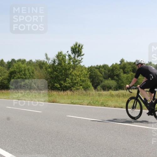 22.06.2025 - Viking Triathlon Yannick Fuchs http://msf.ph/oto/8073932 22.06.2025 11:14:01 Radfahren 31, 51, 130, 223, 611 meine-sportfotos.de