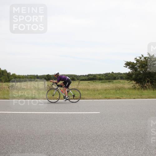 22.06.2025 - Viking Triathlon Yannick Fuchs http://msf.ph/oto/8073943 22.06.2025 12:53:54 Radfahren 37, 57, 60, 285, 412, 514 meine-sportfotos.de