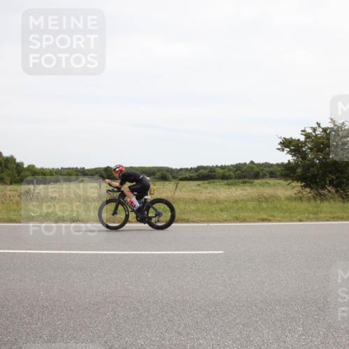 22.06.2025 - Viking Triathlon Yannick Fuchs http://msf.ph/oto/8073955 22.06.2025 12:53:59 Radfahren 18, 37, 285, 364, 514 meine-sportfotos.de