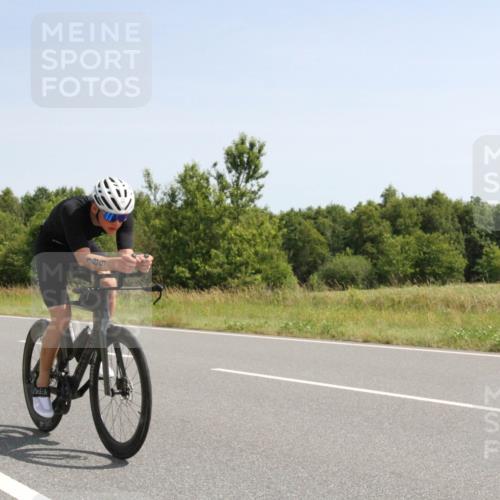 22.06.2025 - Viking Triathlon Yannick Fuchs http://msf.ph/oto/8073956 22.06.2025 11:14:16 Radfahren 13, 64, 189, 444 meine-sportfotos.de
