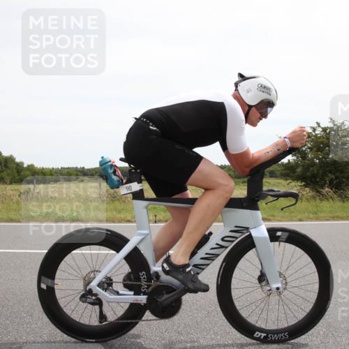 22.06.2025 - Viking Triathlon Yannick Fuchs http://msf.ph/oto/8073991 22.06.2025 12:54:37 Radfahren 110 meine-sportfotos.de