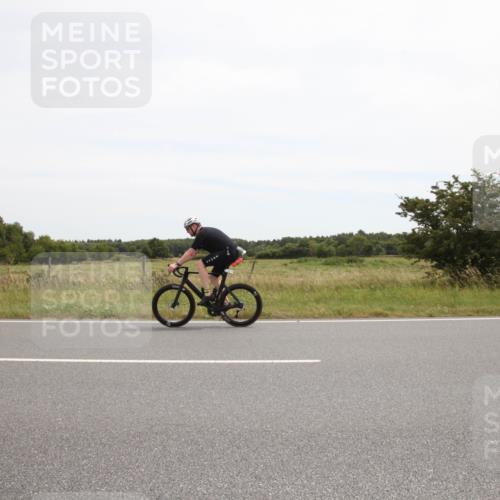 22.06.2025 - Viking Triathlon Yannick Fuchs http://msf.ph/oto/8073999 22.06.2025 12:54:51 Radfahren 51, 155, 185 meine-sportfotos.de