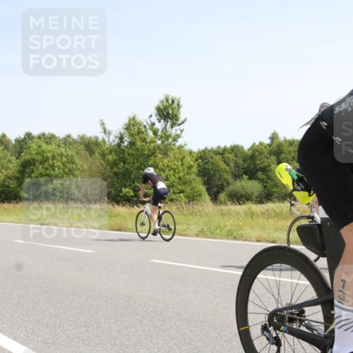 22.06.2025 - Viking Triathlon Yannick Fuchs http://msf.ph/oto/8074041 22.06.2025 11:15:07 Radfahren 12, 102, 132, 285, 555, 616 meine-sportfotos.de
