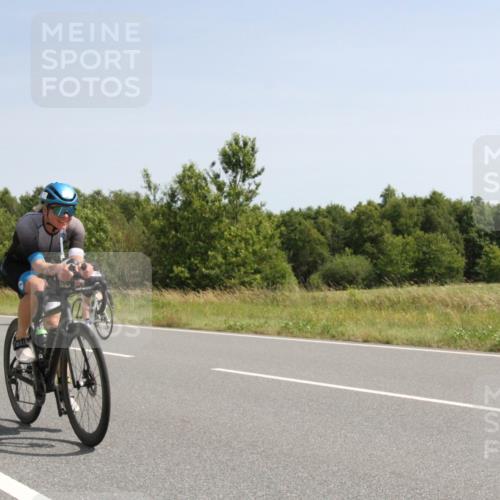 22.06.2025 - Viking Triathlon Yannick Fuchs http://msf.ph/oto/8074045 22.06.2025 11:15:08 Radfahren 12, 102, 132, 285, 412, 555, 616 meine-sportfotos.de