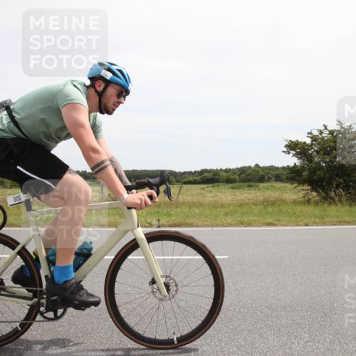 22.06.2025 - Viking Triathlon Yannick Fuchs http://msf.ph/oto/8074089 22.06.2025 12:56:50 Radfahren 246, 305, 313, 366, 542 meine-sportfotos.de