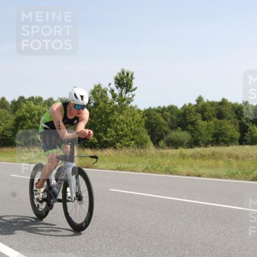 22.06.2025 - Viking Triathlon Yannick Fuchs http://msf.ph/oto/8074127 22.06.2025 11:16:52 Radfahren 69, 121, 125, 271, 348, 443, 660 meine-sportfotos.de