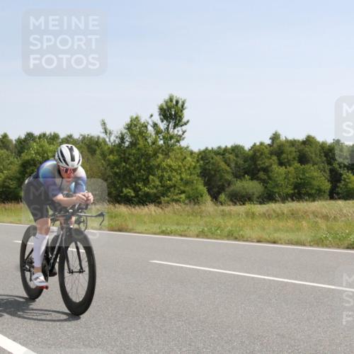 22.06.2025 - Viking Triathlon Yannick Fuchs http://msf.ph/oto/8074146 22.06.2025 11:17:04 Radfahren 24, 98, 124, 202, 308, 471, 478, 491, 551 meine-sportfotos.de