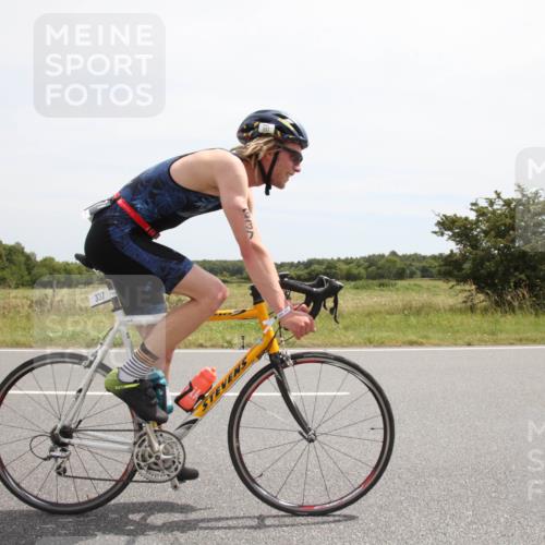 22.06.2025 - Viking Triathlon Yannick Fuchs http://msf.ph/oto/8074147 22.06.2025 12:58:12 Radfahren 337, 394 meine-sportfotos.de