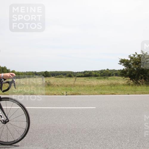 22.06.2025 - Viking Triathlon Yannick Fuchs http://msf.ph/oto/8074150 22.06.2025 12:58:20 Radfahren 107, 372, 495 meine-sportfotos.de