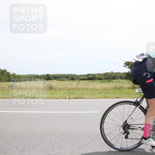 22.06.2025 - Viking Triathlon Yannick Fuchs http://msf.ph/oto/8074152 22.06.2025 12:58:20 Radfahren 107, 372, 495 meine-sportfotos.de