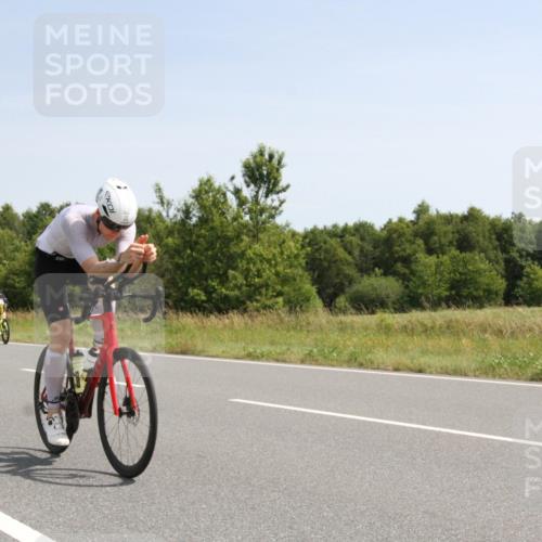 22.06.2025 - Viking Triathlon Yannick Fuchs http://msf.ph/oto/8074159 22.06.2025 11:17:17 Radfahren 37, 364, 418, 435, 468, 630 meine-sportfotos.de