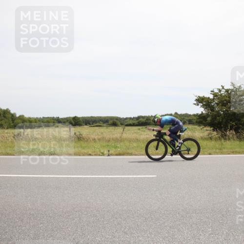 22.06.2025 - Viking Triathlon Yannick Fuchs http://msf.ph/oto/8074169 22.06.2025 12:58:27 Radfahren 107, 363, 397 meine-sportfotos.de