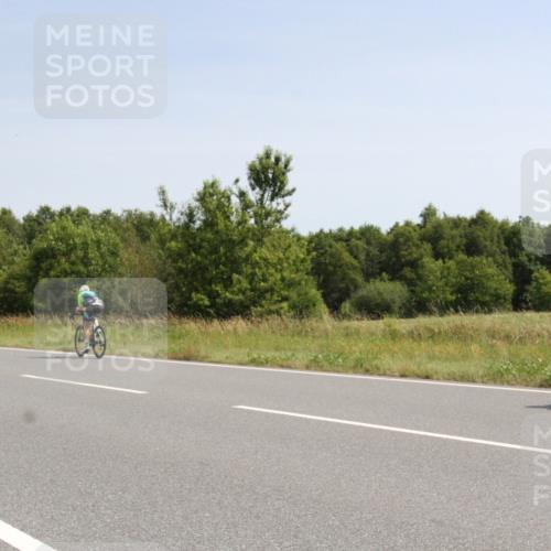 22.06.2025 - Viking Triathlon Yannick Fuchs http://msf.ph/oto/8074170 22.06.2025 11:17:40 Radfahren 267, 321, 453 meine-sportfotos.de