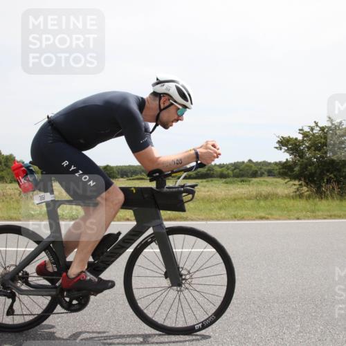 22.06.2025 - Viking Triathlon Yannick Fuchs http://msf.ph/oto/8074179 22.06.2025 12:58:38 Radfahren 180, 281, 358, 411, 487 meine-sportfotos.de