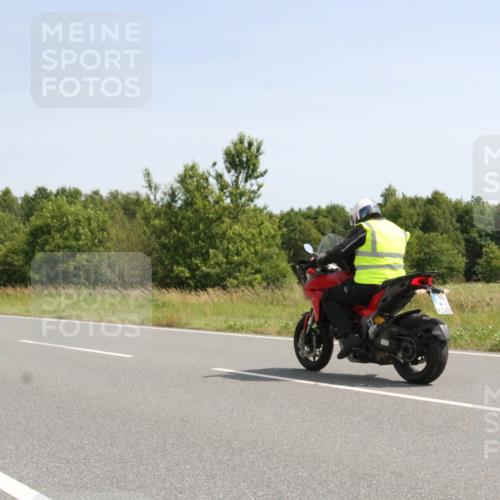 22.06.2025 - Viking Triathlon Yannick Fuchs http://msf.ph/oto/8074208 22.06.2025 11:18:15 Radfahren 63, 147, 206, 264, 543, 612 meine-sportfotos.de