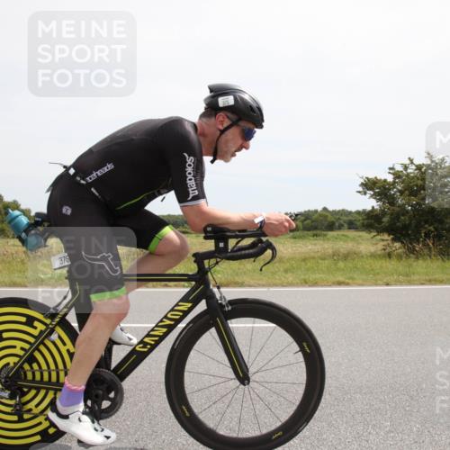 22.06.2025 - Viking Triathlon Yannick Fuchs http://msf.ph/oto/8074213 22.06.2025 12:58:59 Radfahren 61, 375 meine-sportfotos.de