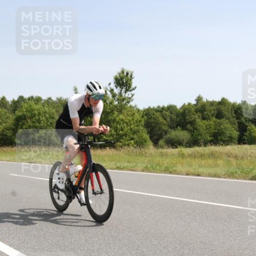 22.06.2025 - Viking Triathlon Yannick Fuchs http://msf.ph/oto/8074214 22.06.2025 11:18:18 Radfahren 63, 147, 206, 264, 543, 612 meine-sportfotos.de