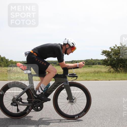 22.06.2025 - Viking Triathlon Yannick Fuchs http://msf.ph/oto/8074237 22.06.2025 12:59:09 Radfahren 93, 453, 475 meine-sportfotos.de