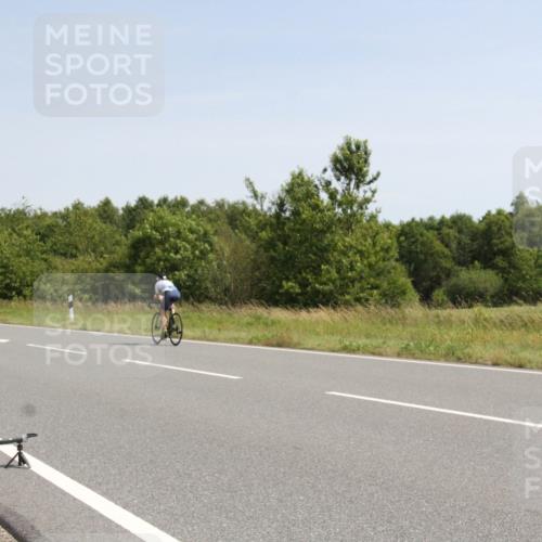 22.06.2025 - Viking Triathlon Yannick Fuchs http://msf.ph/oto/8074240 22.06.2025 11:19:21 Radfahren 23, 463, 498 meine-sportfotos.de
