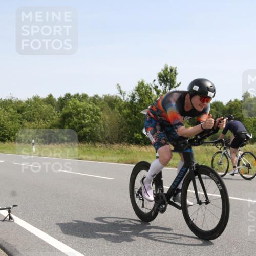 22.06.2025 - Viking Triathlon Yannick Fuchs http://msf.ph/oto/8074274 22.06.2025 11:20:02 Radfahren 48, 53, 273, 355, 402, 640 meine-sportfotos.de